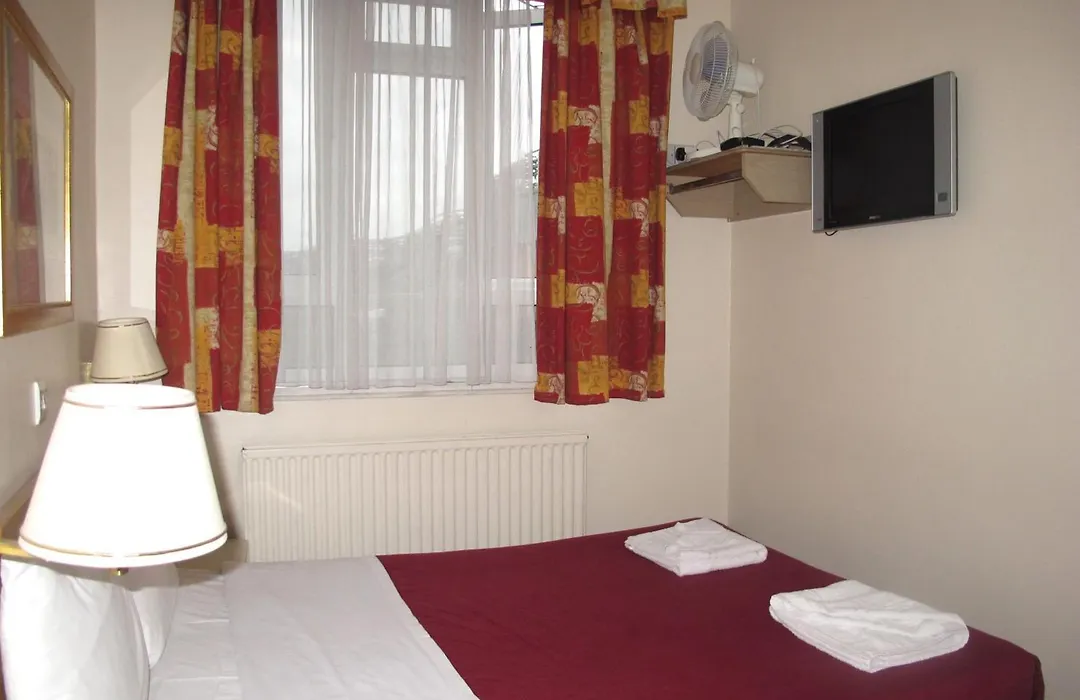 Chiswick Lodge Hotel-1